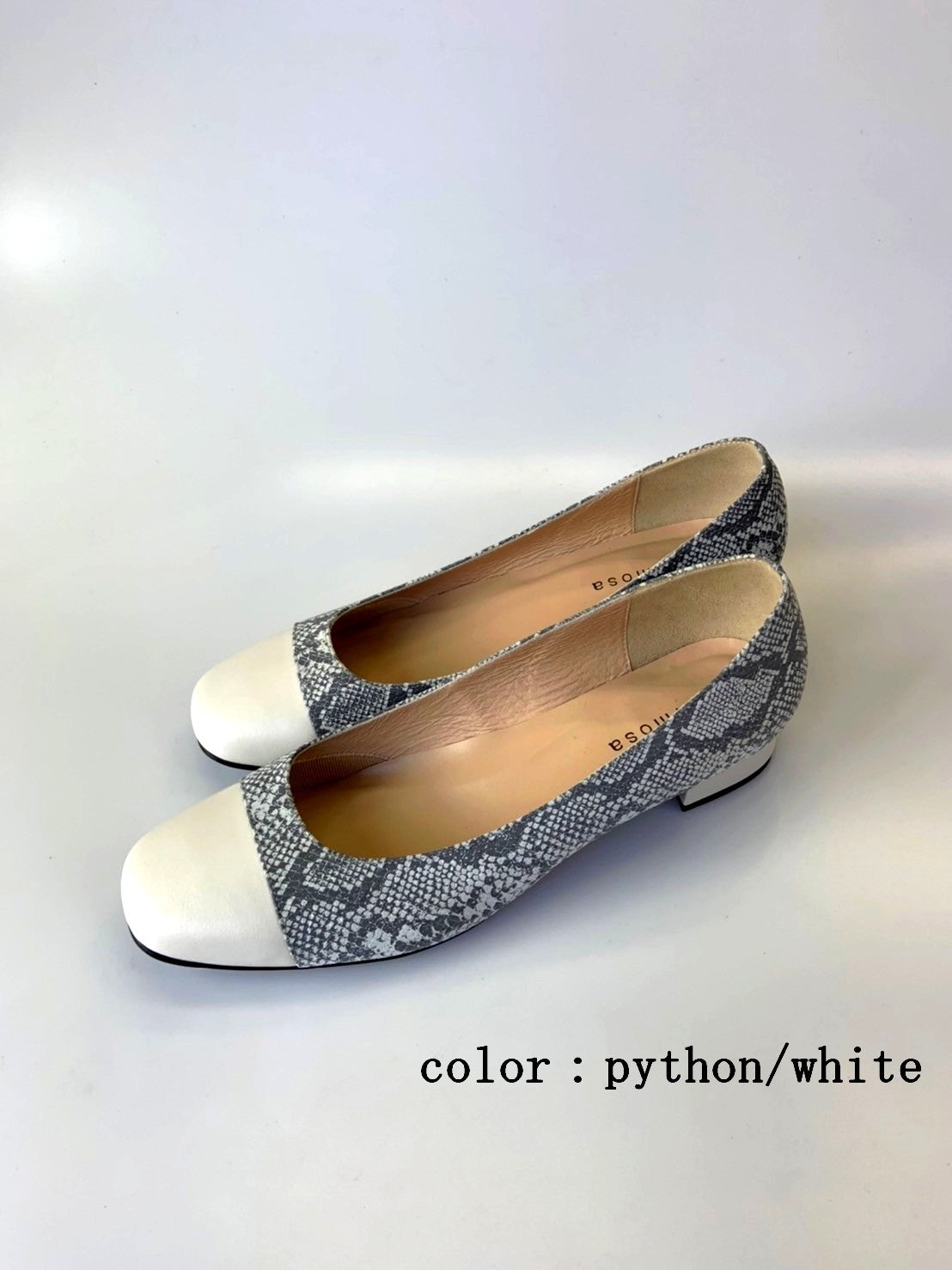 sample9011 トゥキャップパンプス