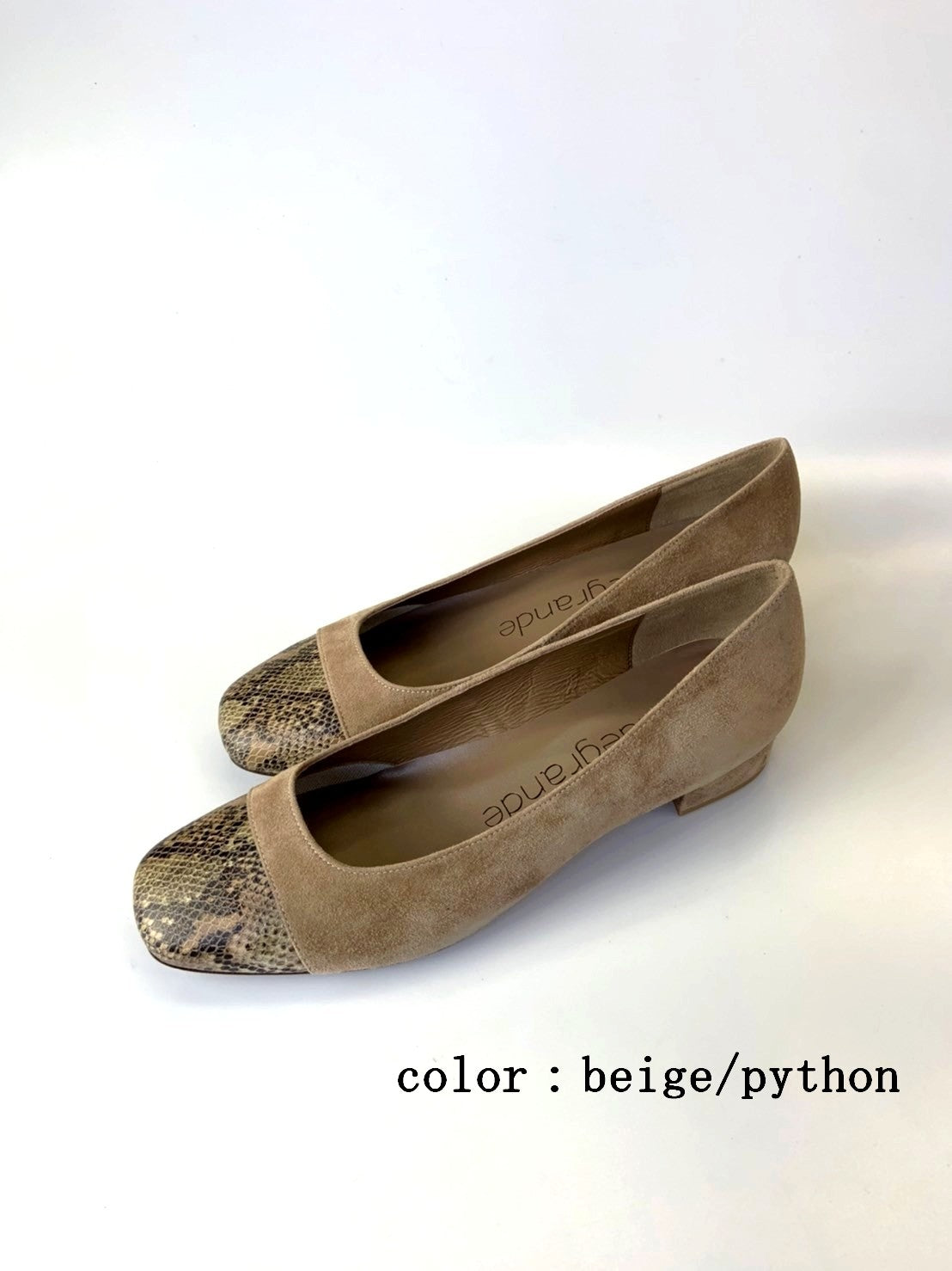 sample9011 トゥキャップパンプス